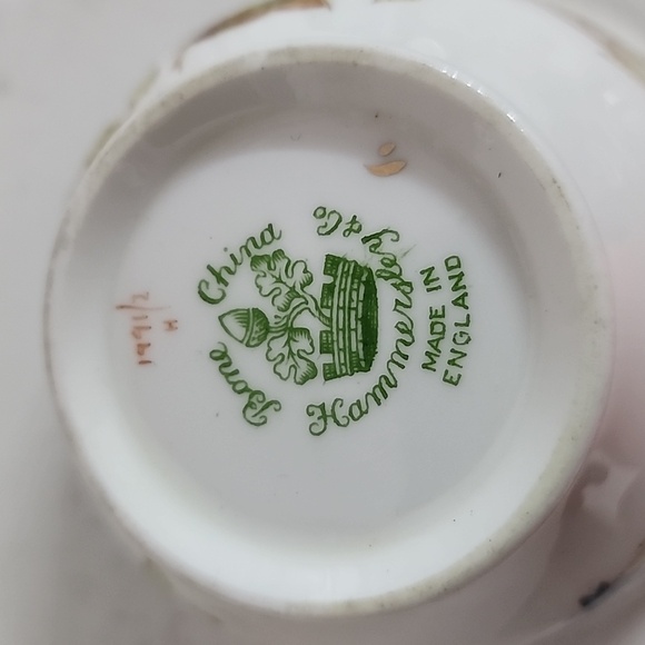 Rare Vintage Hand Painted Hammersley Bone China Chrysanthemum Teacup and Saucer - Picture 4 of 8